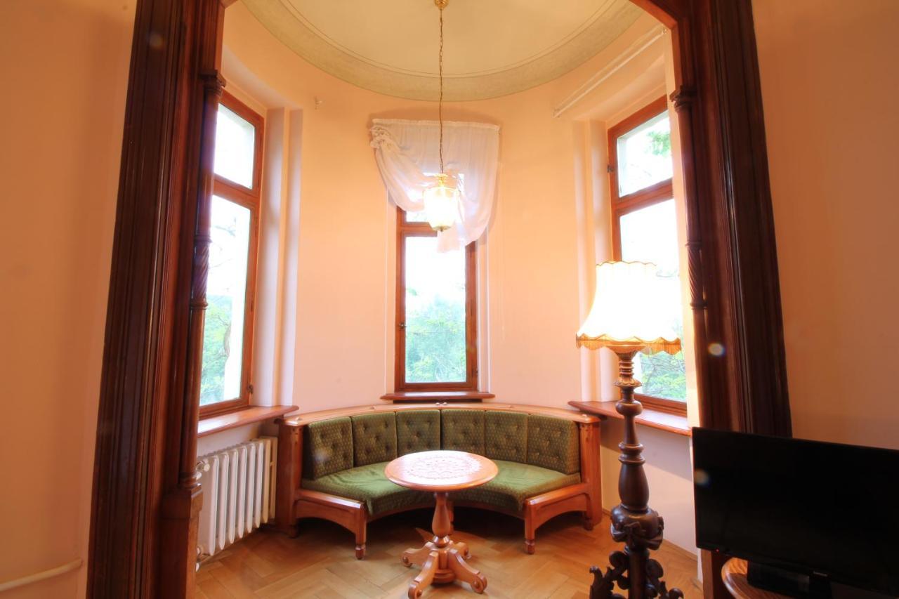מלון גרימה Schloss Gattersburg מראה חיצוני תמונה